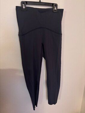 2 PAIR Spanx Black & Graphite 7/8 Booty Boost Leggings Size Medium